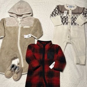 Old Navy 6-12 month baby winter bundle NWT.